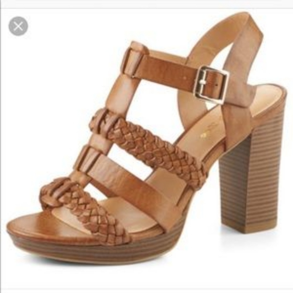 Eva & Zoe Odessa Sandals NWOB